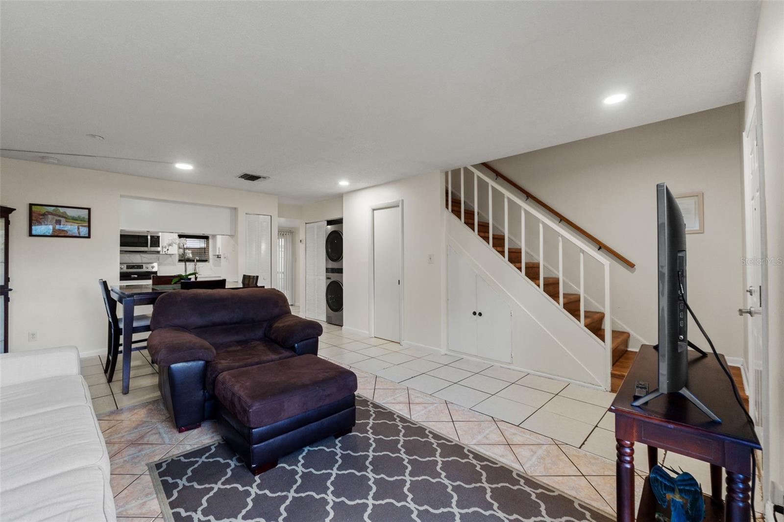 MEADOWOOD CONDO VILLAGE - Residential