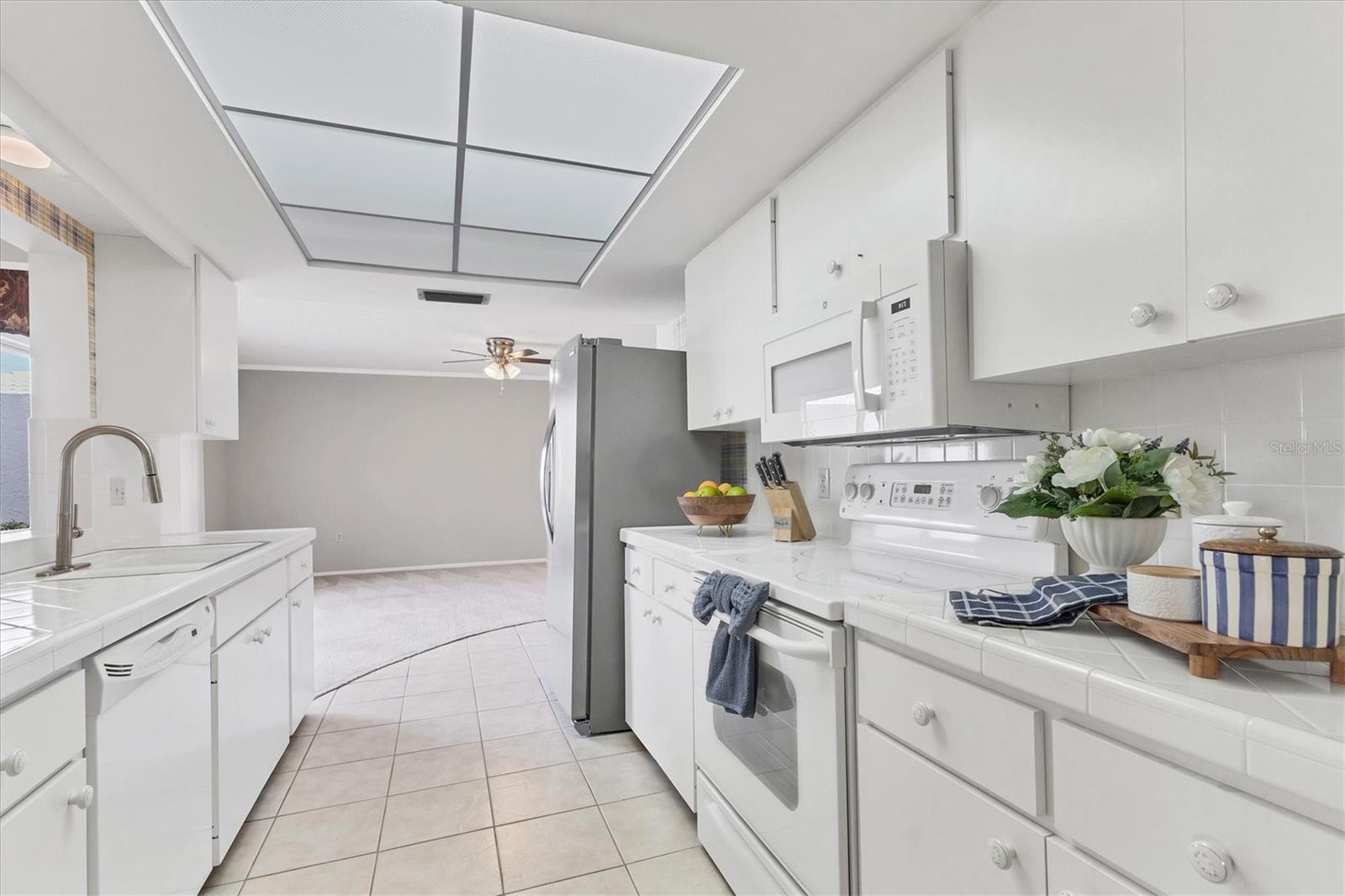 VILLAGE GREEN OF BRADENTON SEC 12 - Residential