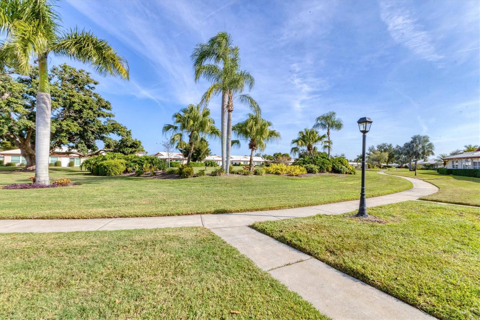 VILLAGE GREEN OF BRADENTON SEC 12 - Residential