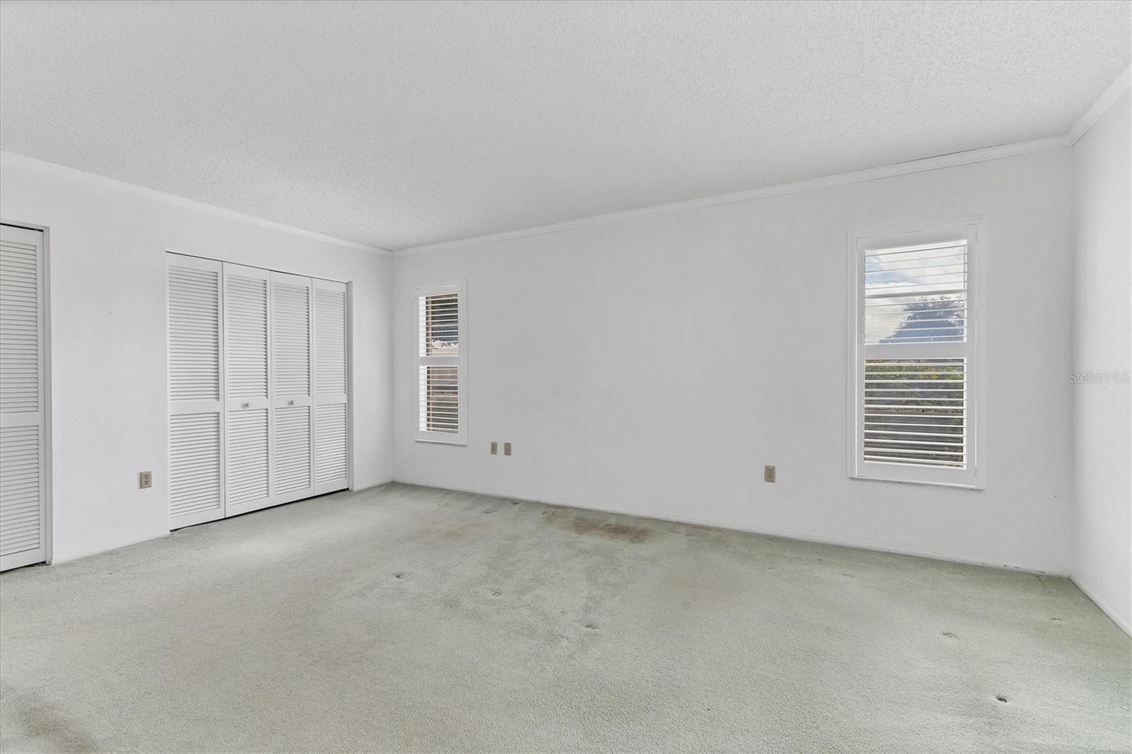 VILLAGE GREEN OF BRADENTON SEC 12 - Residential