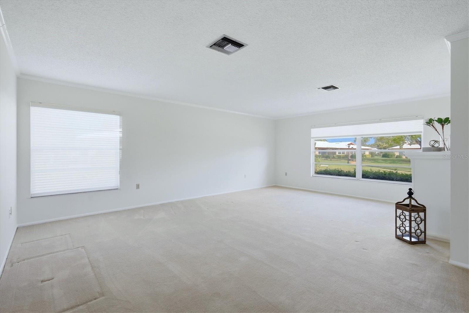 VILLAGE GREEN OF BRADENTON SEC 12 - Residential