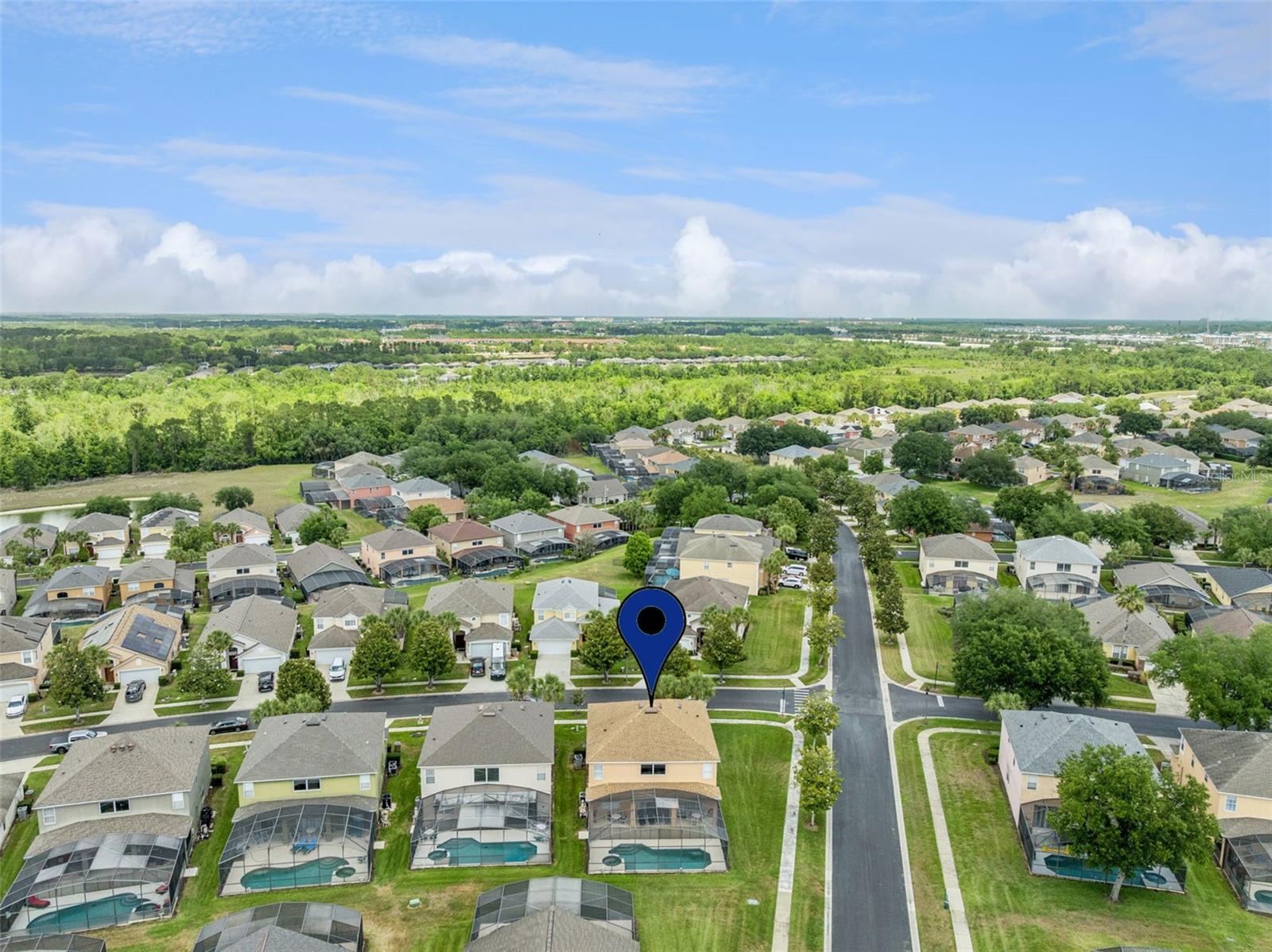 EMERALD ISLAND RESORT - Residential