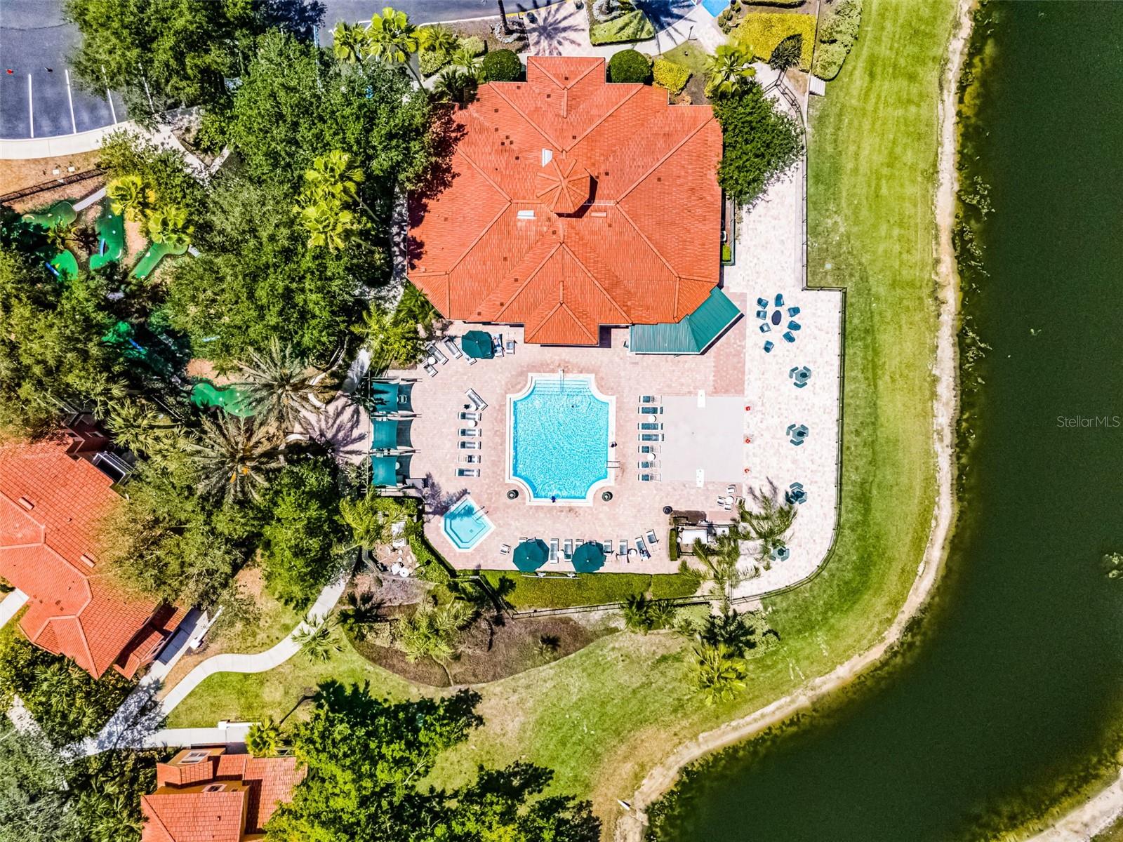 EMERALD ISLAND RESORT - Residential