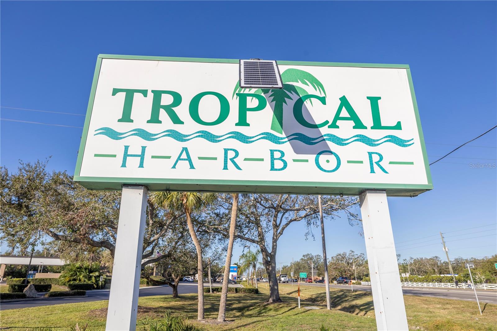 TROPICAL HARBOR - Residential