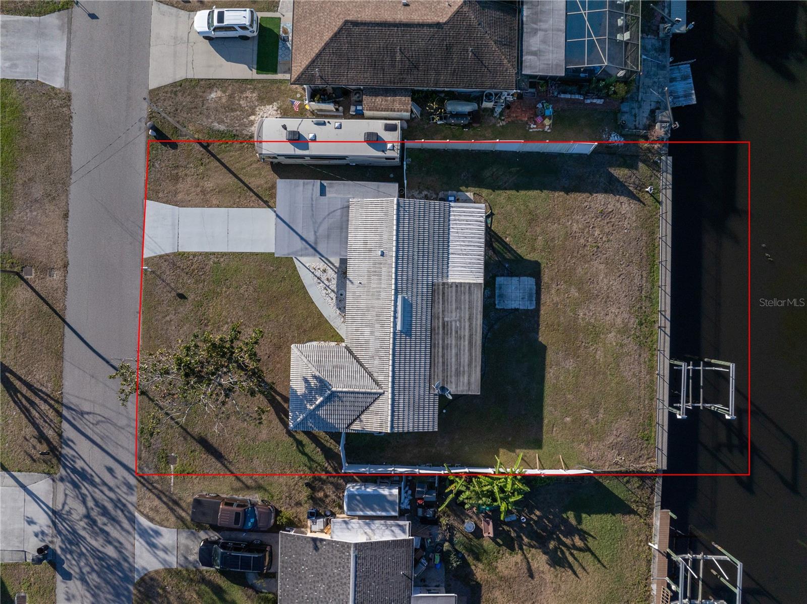 TROPICAL HARBOR - Residential