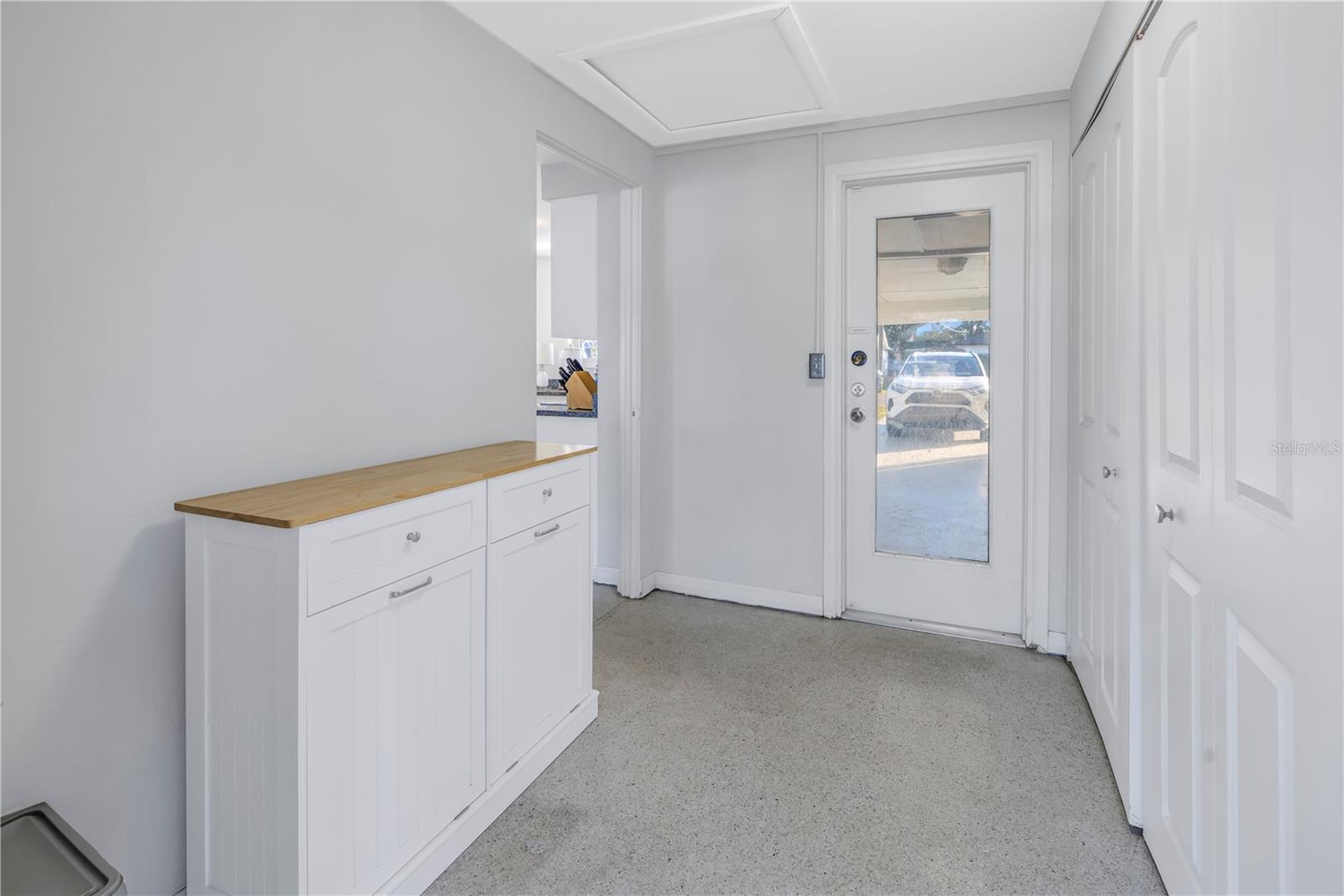 TROPICAL HARBOR - Residential