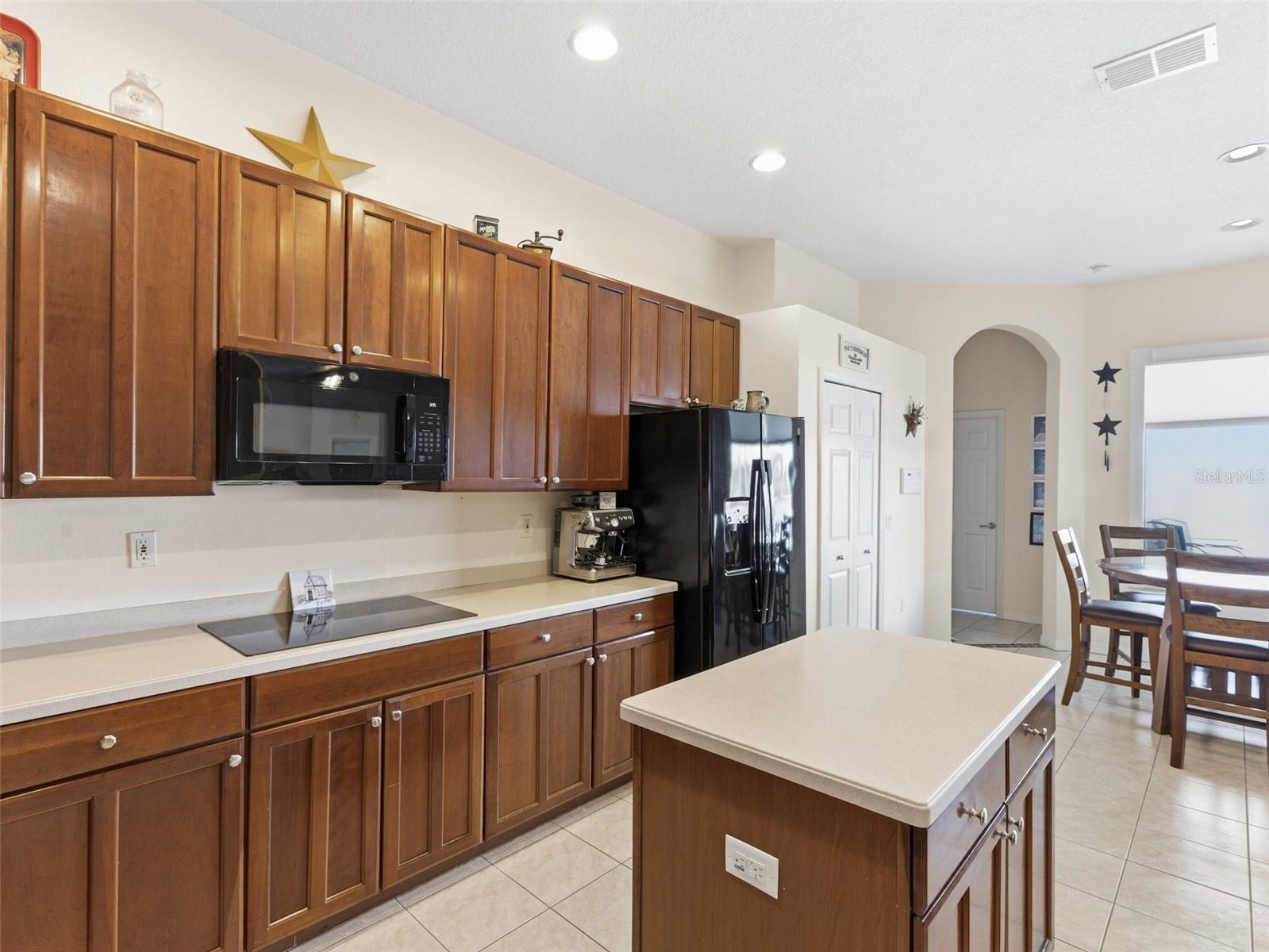 VALENCIA GARDENS PH 03 - Residential