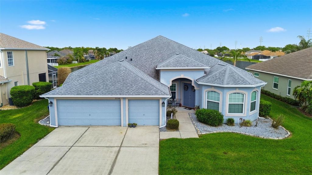 Photo of 22548 Cliffside Way, Land O Lakes, FL 34639 (MLS # TB8491537)