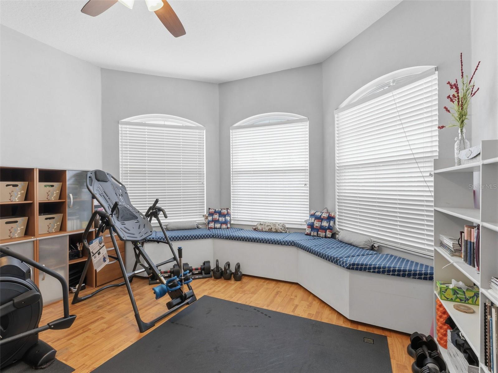 VALENCIA GARDENS PH 03 - Residential