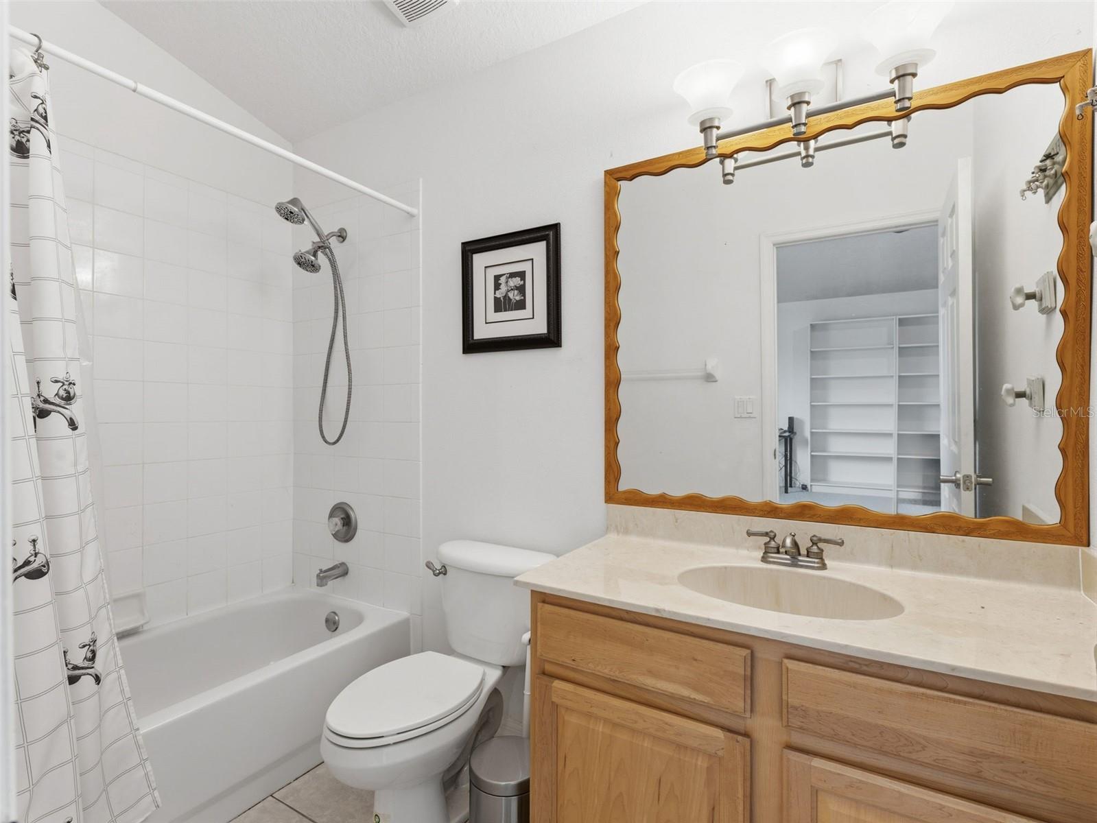 VALENCIA GARDENS PH 03 - Residential