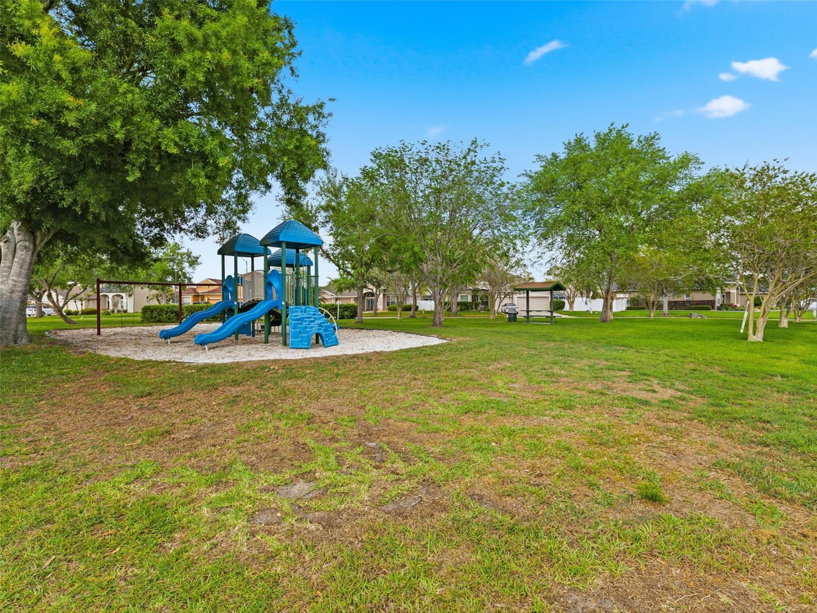 VALENCIA GARDENS PH 03 - Residential