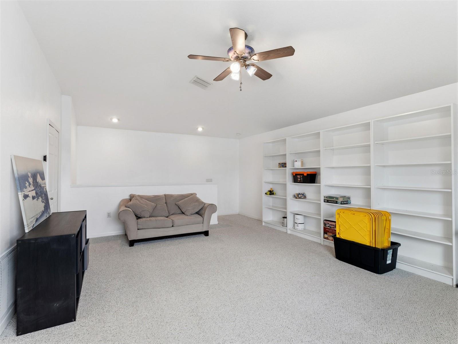 VALENCIA GARDENS PH 03 - Residential