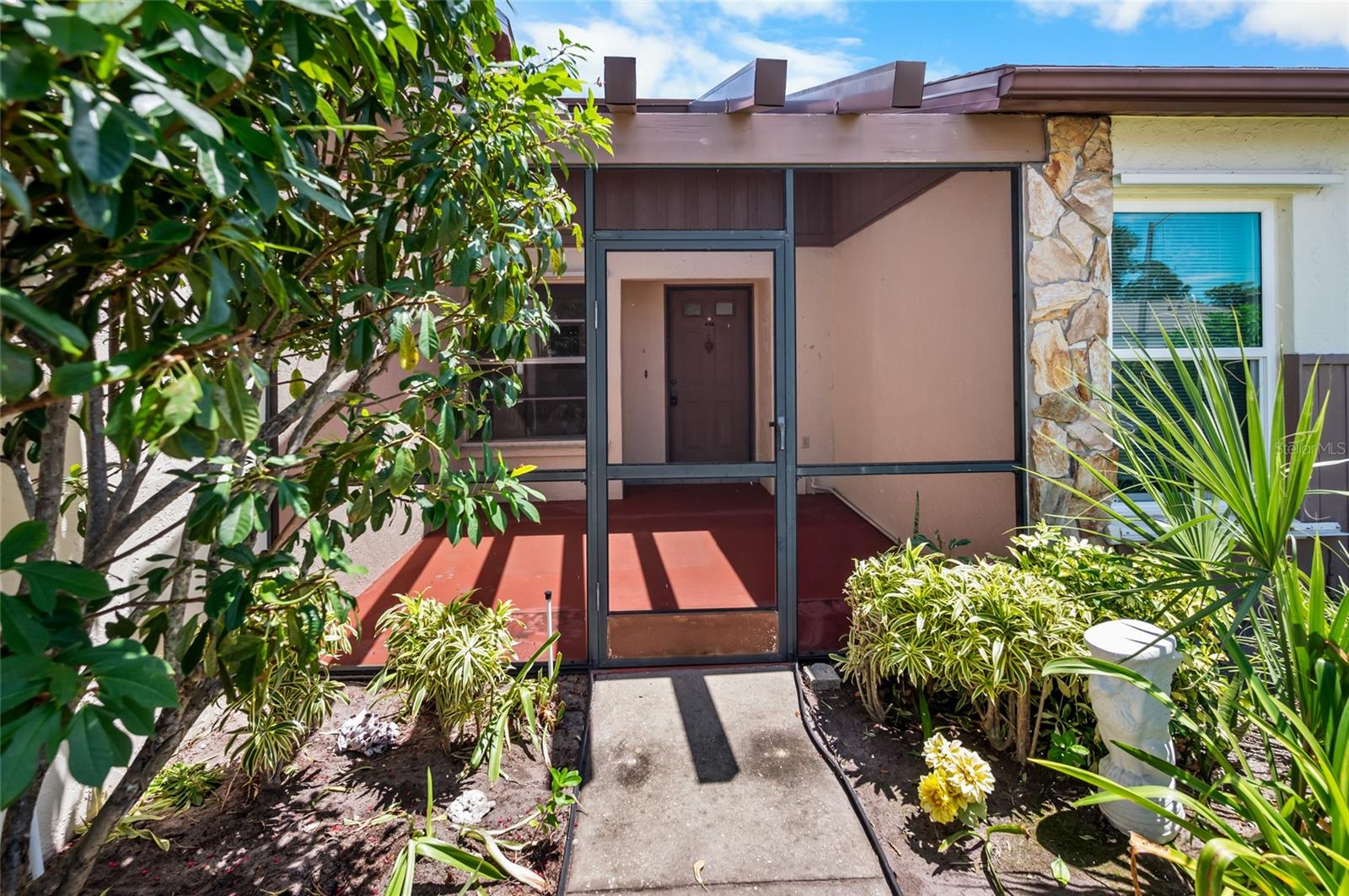 658 FOXWOOD BOULEVARD 88