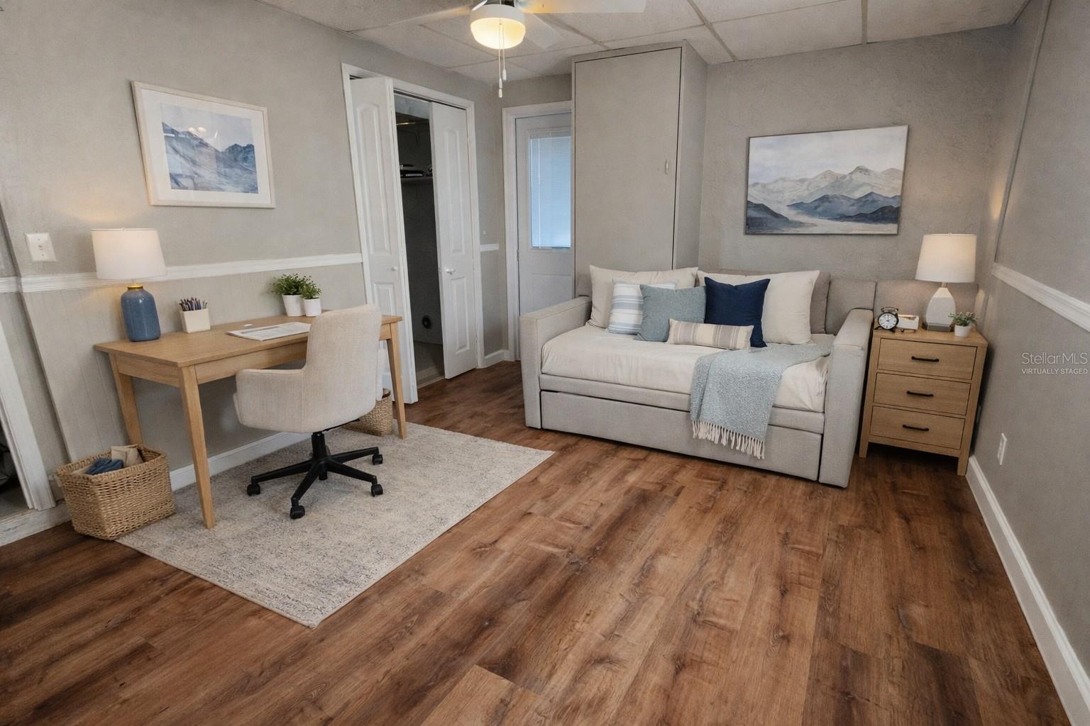 BOCA CIEGA RIDGE 6TH ADD - Residential Lease