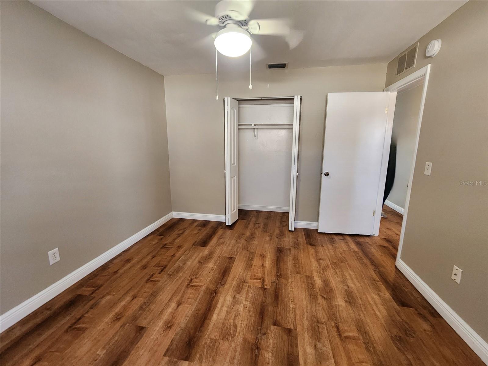 BOCA CIEGA RIDGE 6TH ADD - Residential Lease