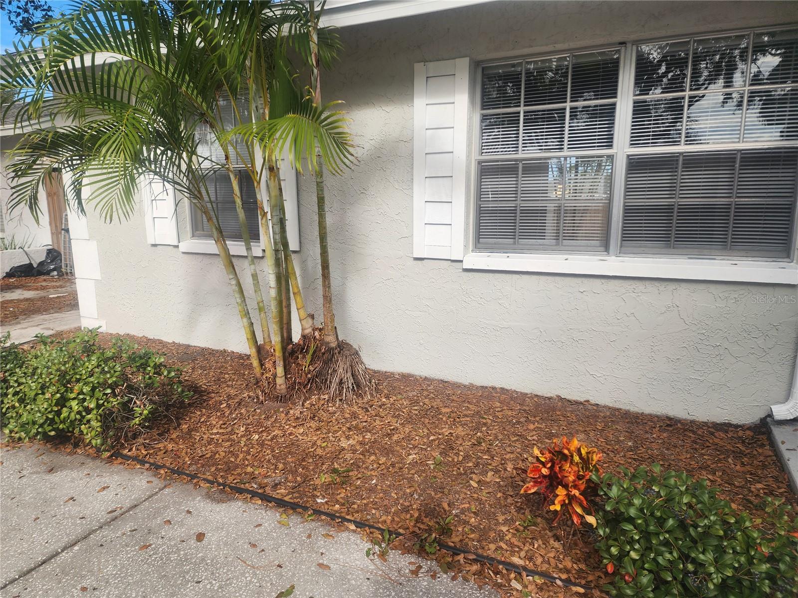 BOCA CIEGA RIDGE 6TH ADD - Residential Lease