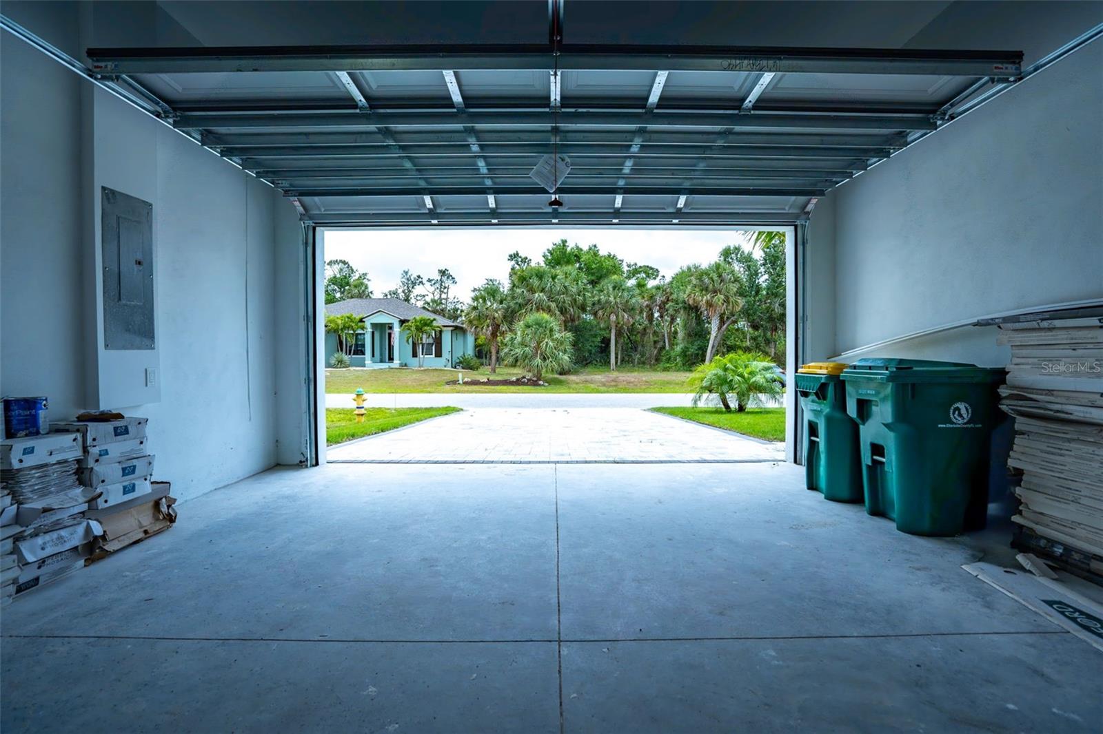 ROTONDA WEST LONG MEADOW - Residential