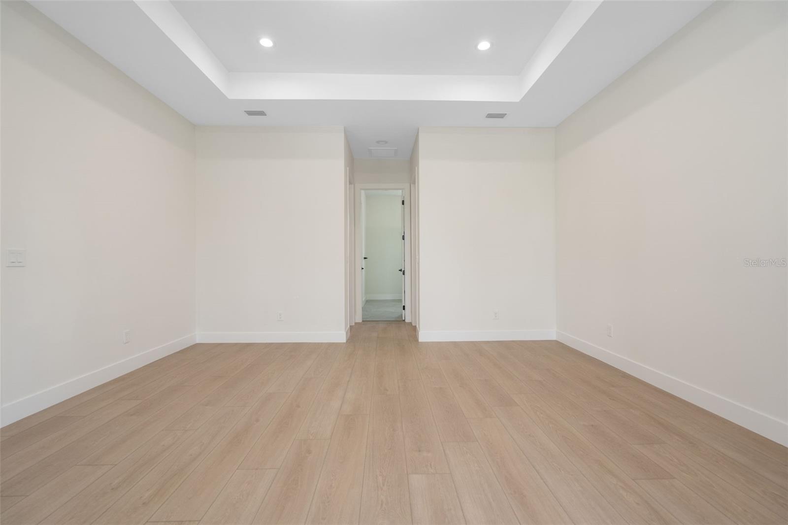 ROTONDA WEST LONG MEADOW - Residential