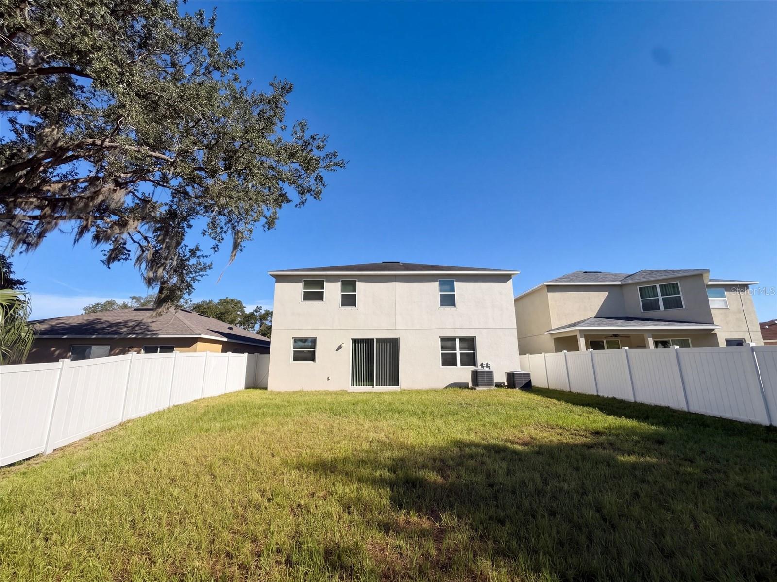 7607 TANGLE RUSH DRIVE, GIBSONTON, FL, 33534 4 7607 TANGLE RUSH DRIVE