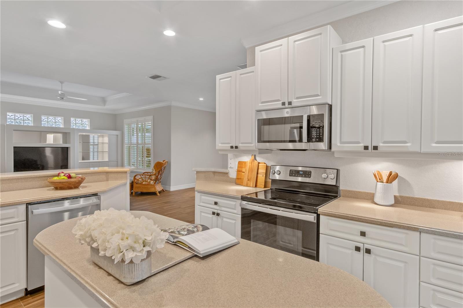 VILLAS AT CHARLESTON PARK - Residential