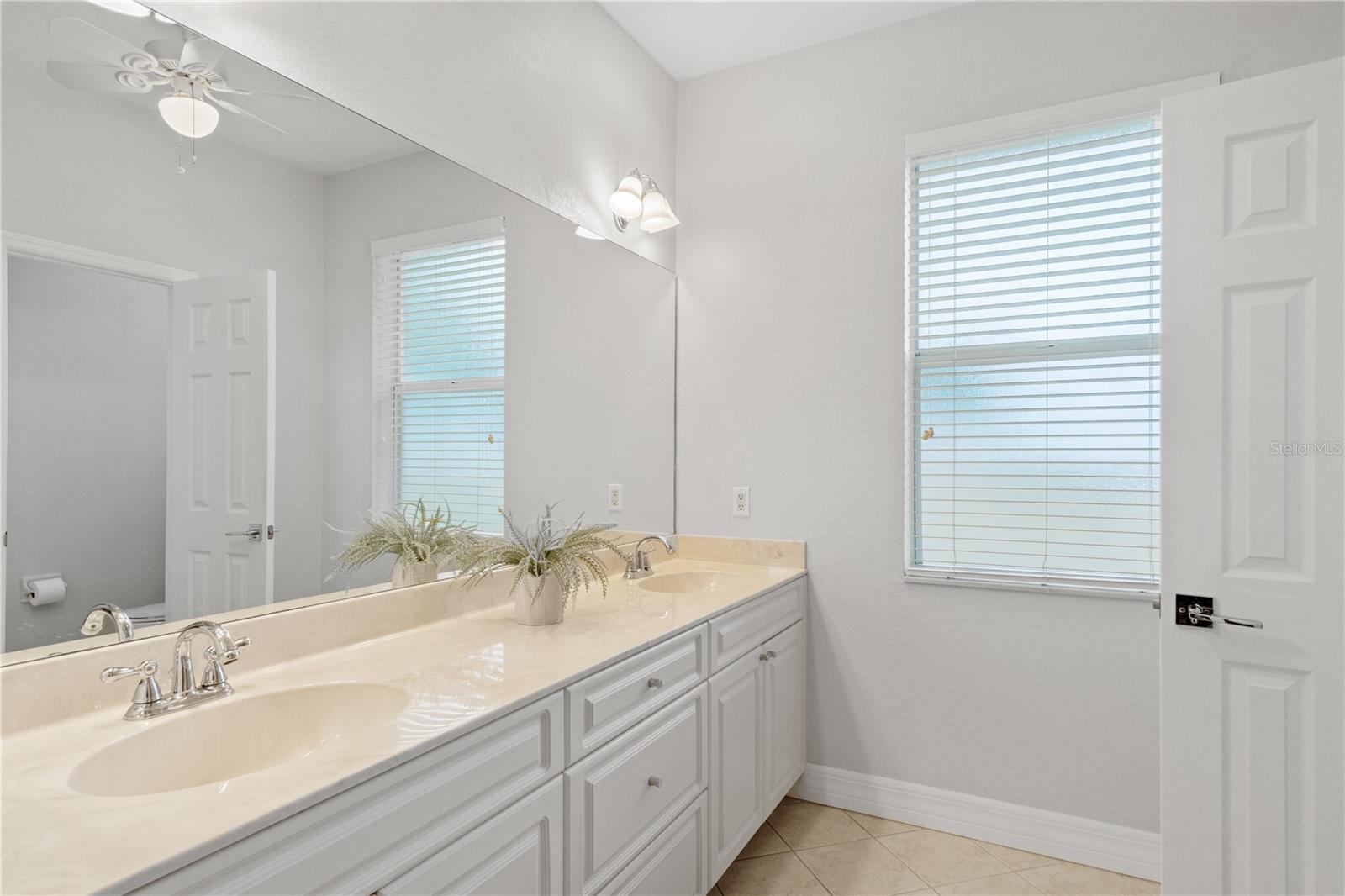 VILLAS AT CHARLESTON PARK - Residential