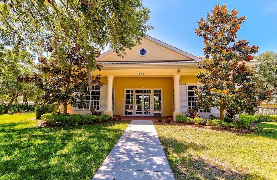 VILLAS AT CHARLESTON PARK - Residential