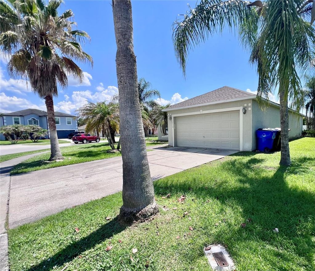 Photo of 2950 Elbib Drive, Saint Cloud, FL 34772 (MLS # S5154025)