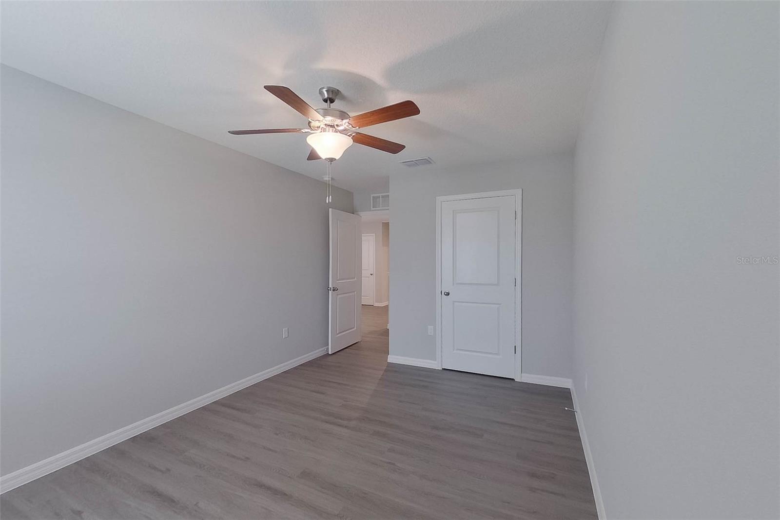 OCALA CROSSINGS - Residential Lease