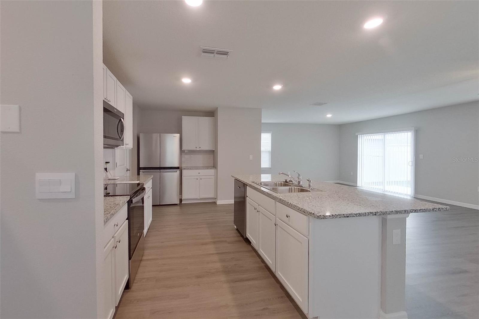 OCALA CROSSINGS - Residential Lease