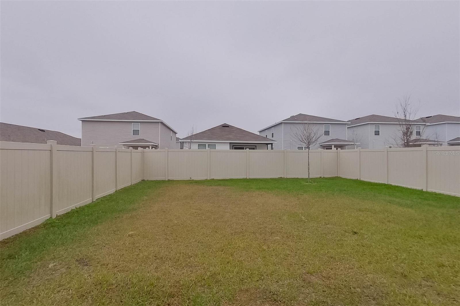 OCALA CROSSINGS - Residential Lease