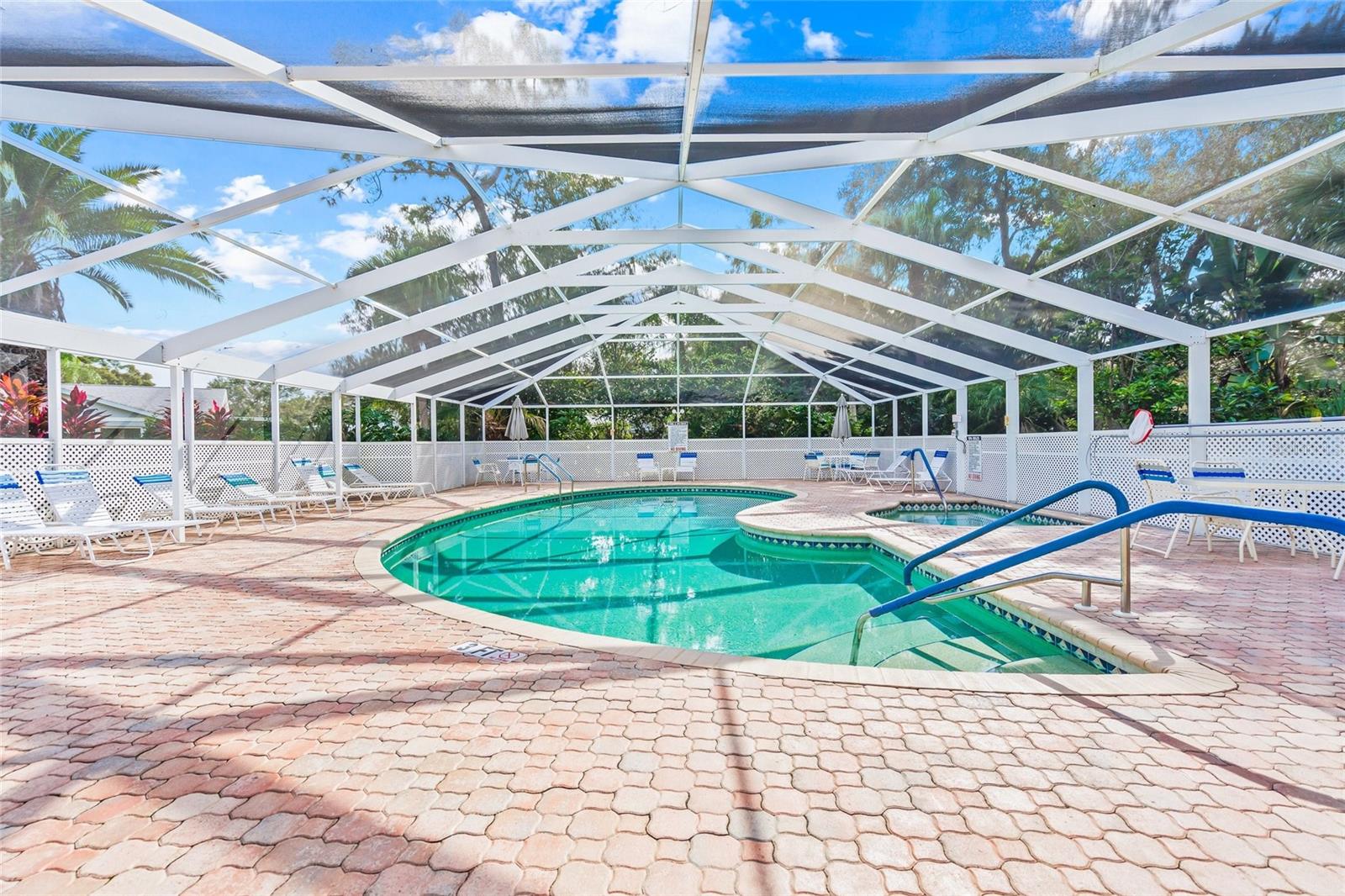 CEDAR CREEK - Residential