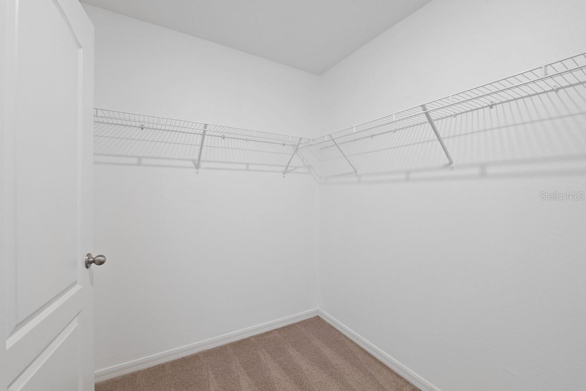 DORA LAKE ESTATES - Residential