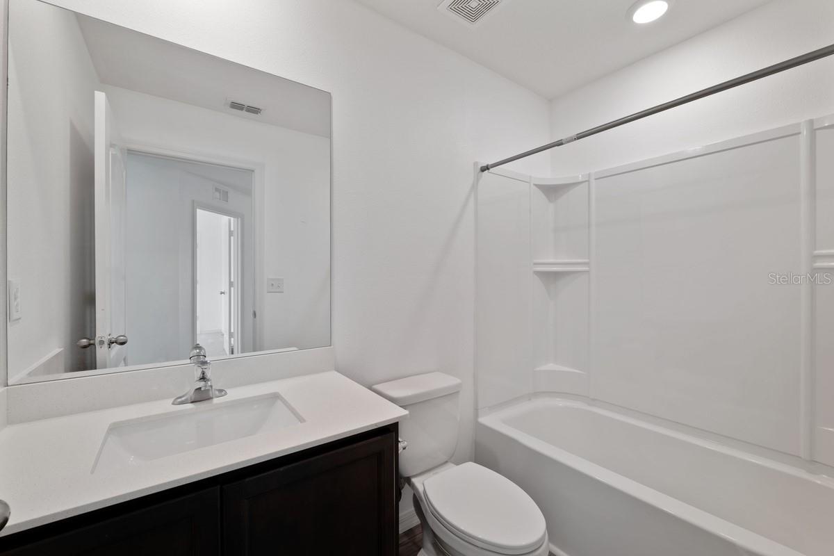 DORA LAKE ESTATES - Residential