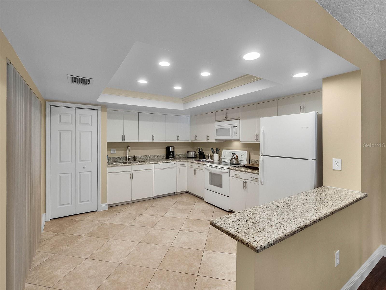 SUN BAY CLUB CONDO UNIT 1 - Residential Lease