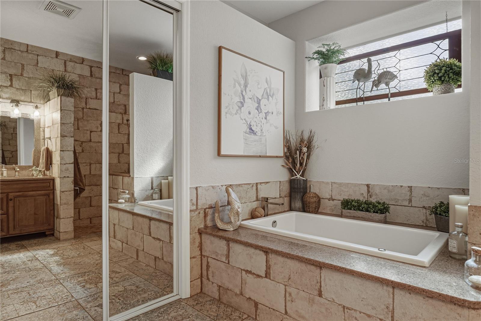 LAKE JOVITA GOLF & COUNTRY CLUB PH 01 - Residential