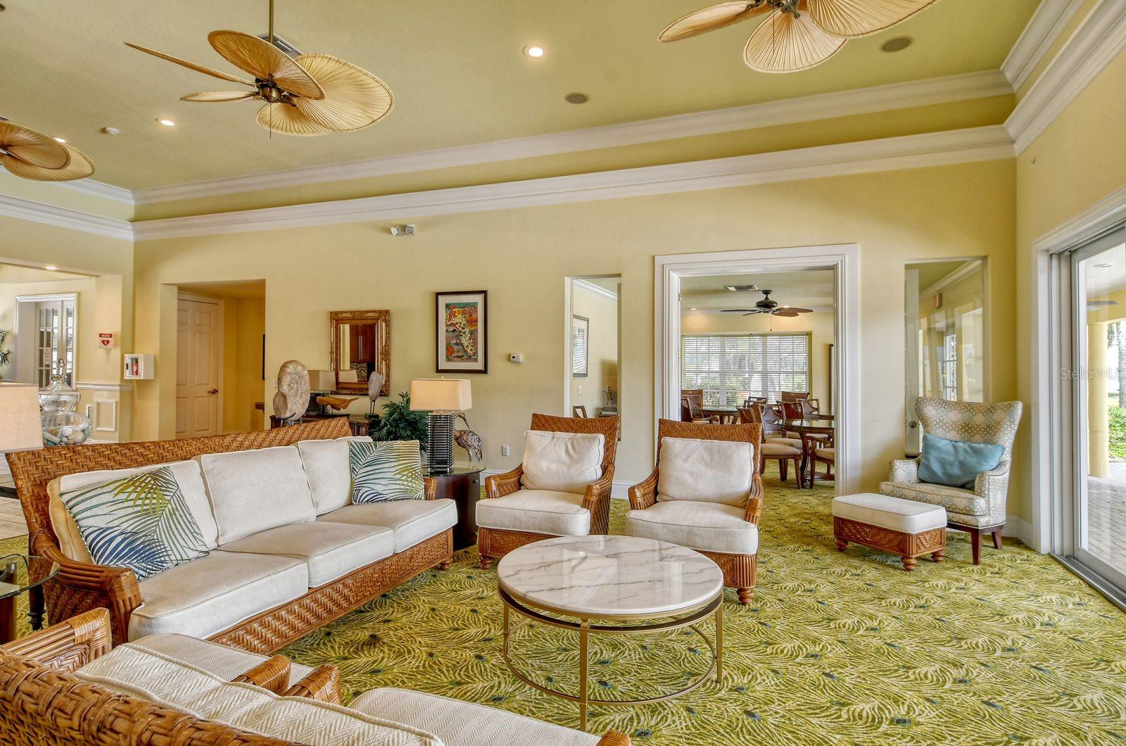 EDGEWATER/HIDDEN BAY PH IL BLD - Residential