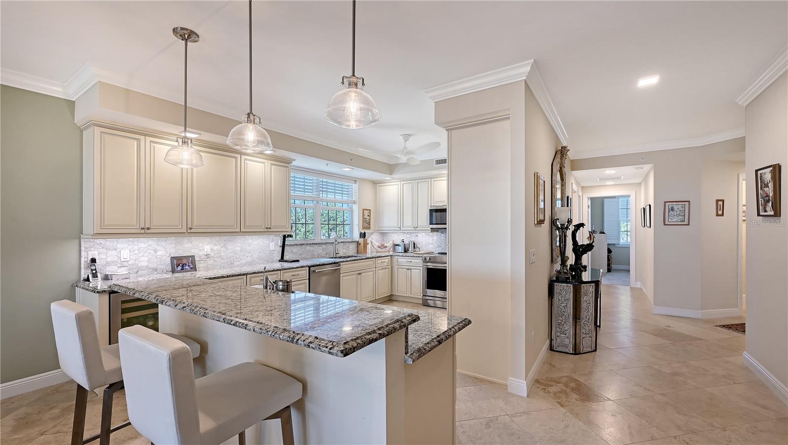 EDGEWATER/HIDDEN BAY PH IL BLD - Residential