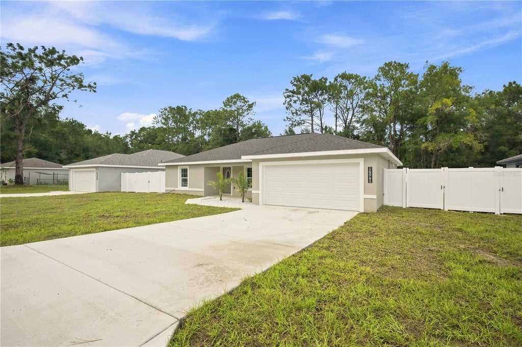 Photo of 14941 SW 24 Place, Ocala, FL 34481 (MLS # OM731396)
