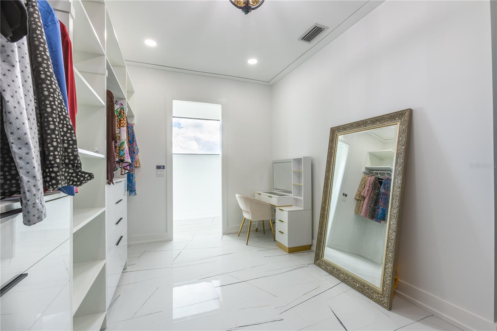 SHORE ACRES EDGEWATER SEC - Residential