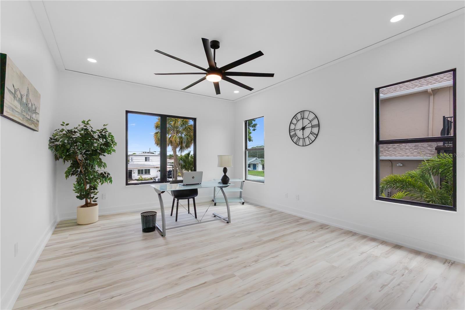 SHORE ACRES EDGEWATER SEC - Residential