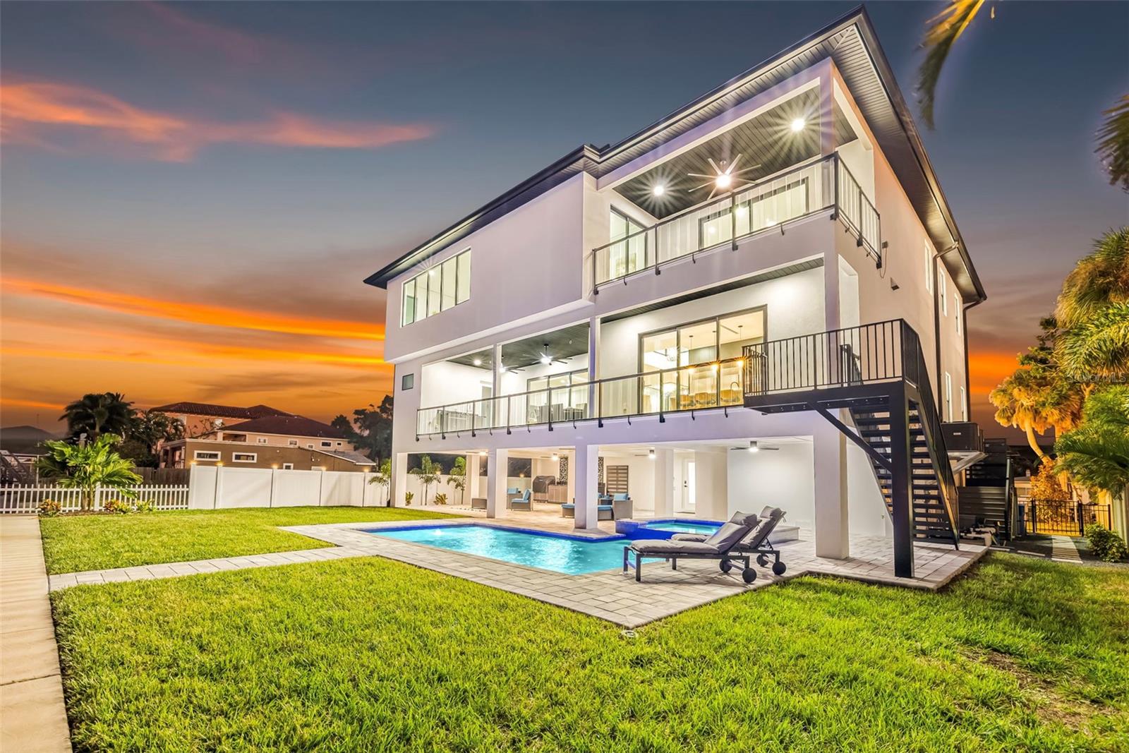 SHORE ACRES EDGEWATER SEC - Residential