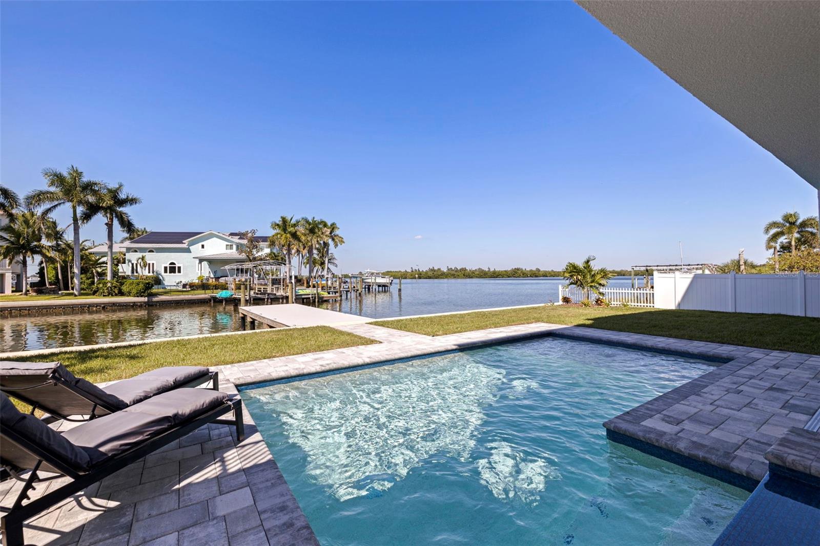 SHORE ACRES EDGEWATER SEC - Residential