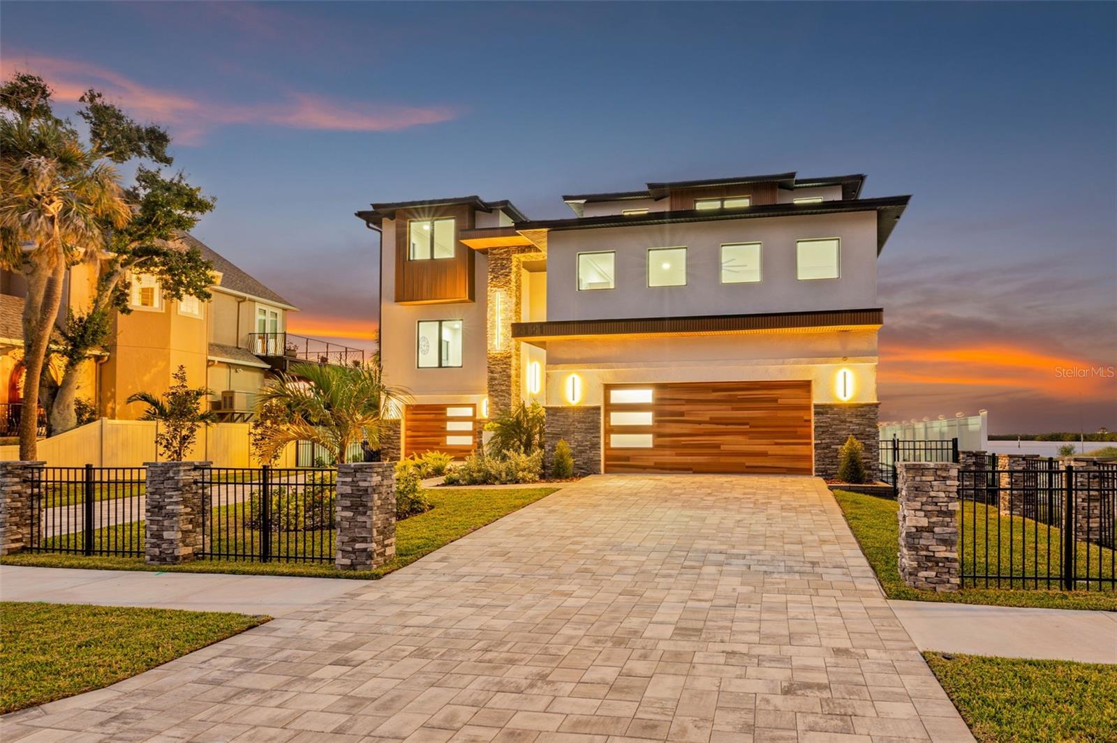 SHORE ACRES EDGEWATER SEC - Residential