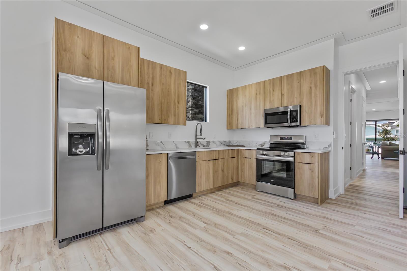 SHORE ACRES EDGEWATER SEC - Residential