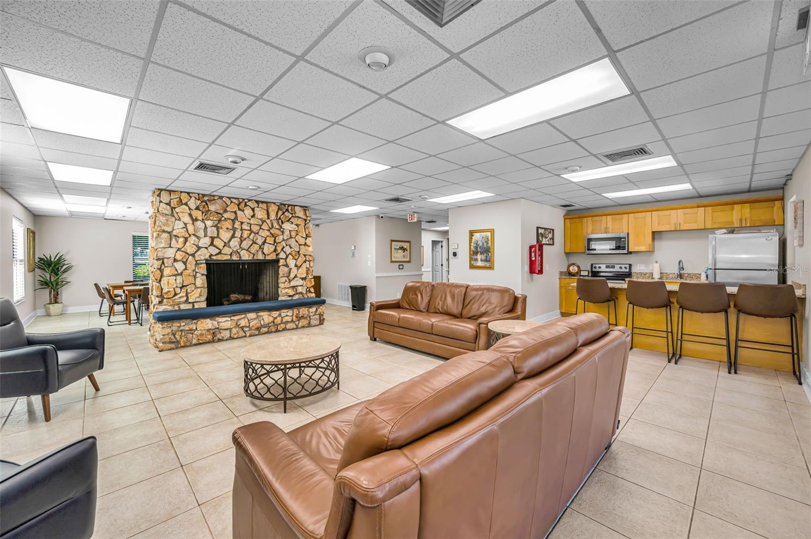 WESTLAKE VILLAGE - Residential
