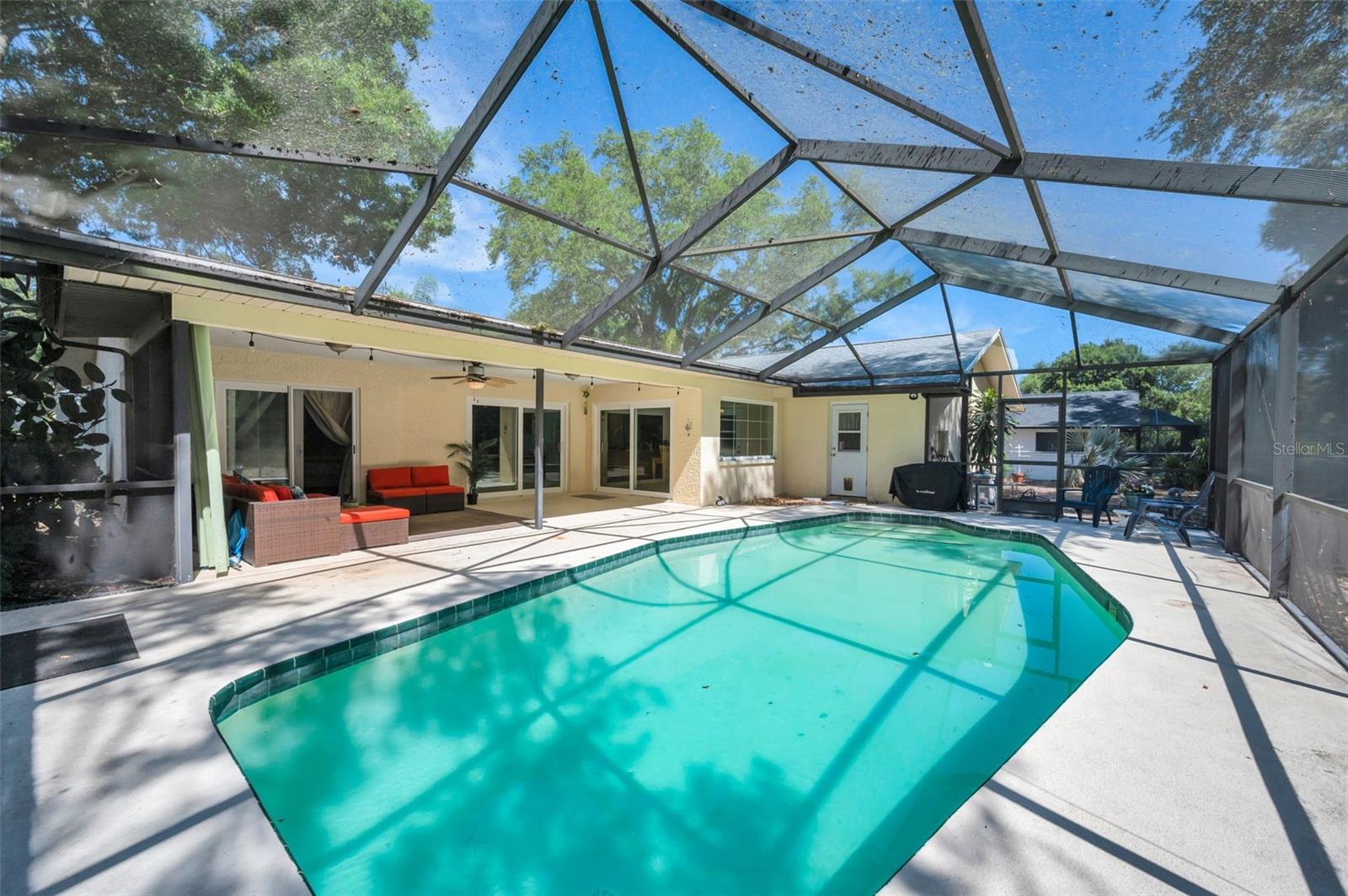 WESTLAKE VILLAGE - Residential