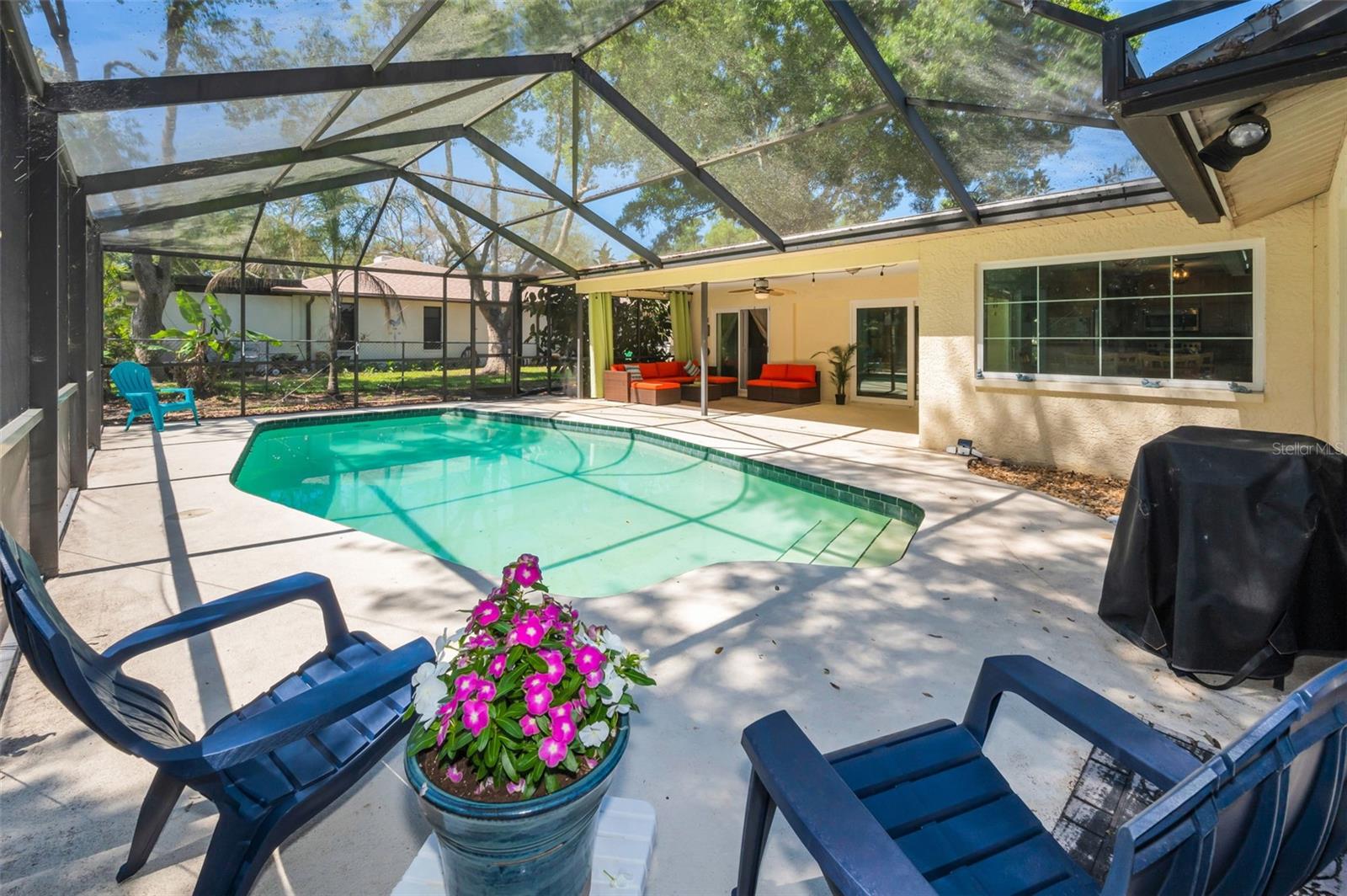 WESTLAKE VILLAGE - Residential