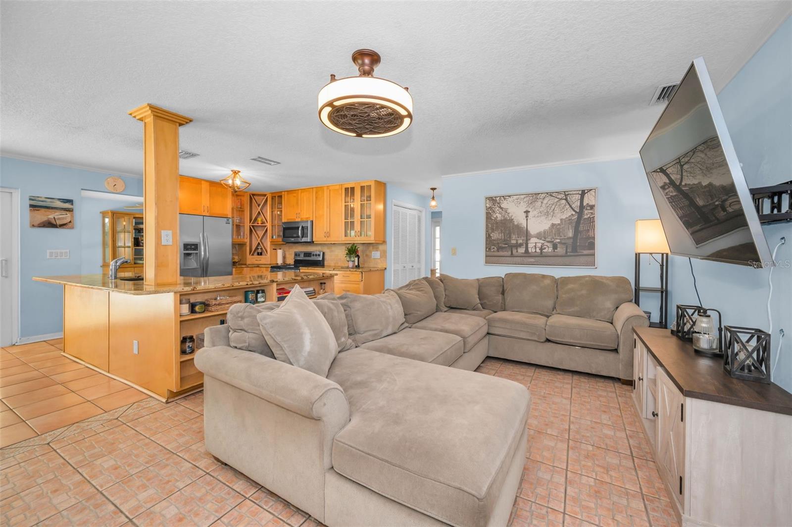 WESTLAKE VILLAGE - Residential
