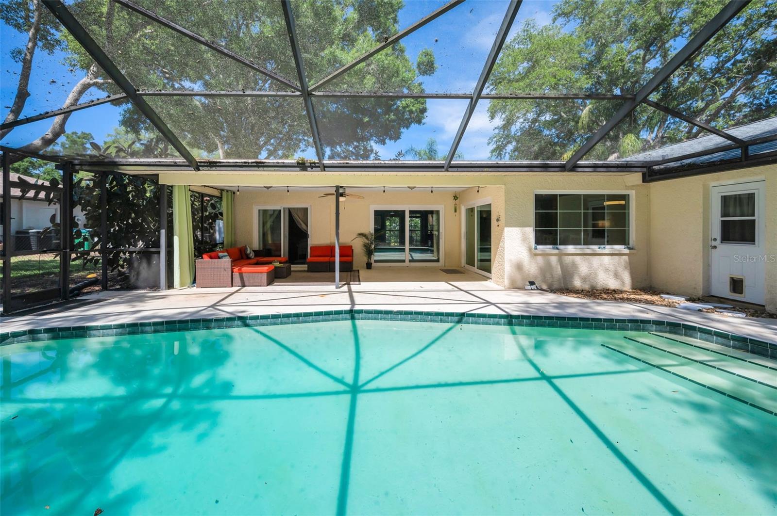 WESTLAKE VILLAGE - Residential
