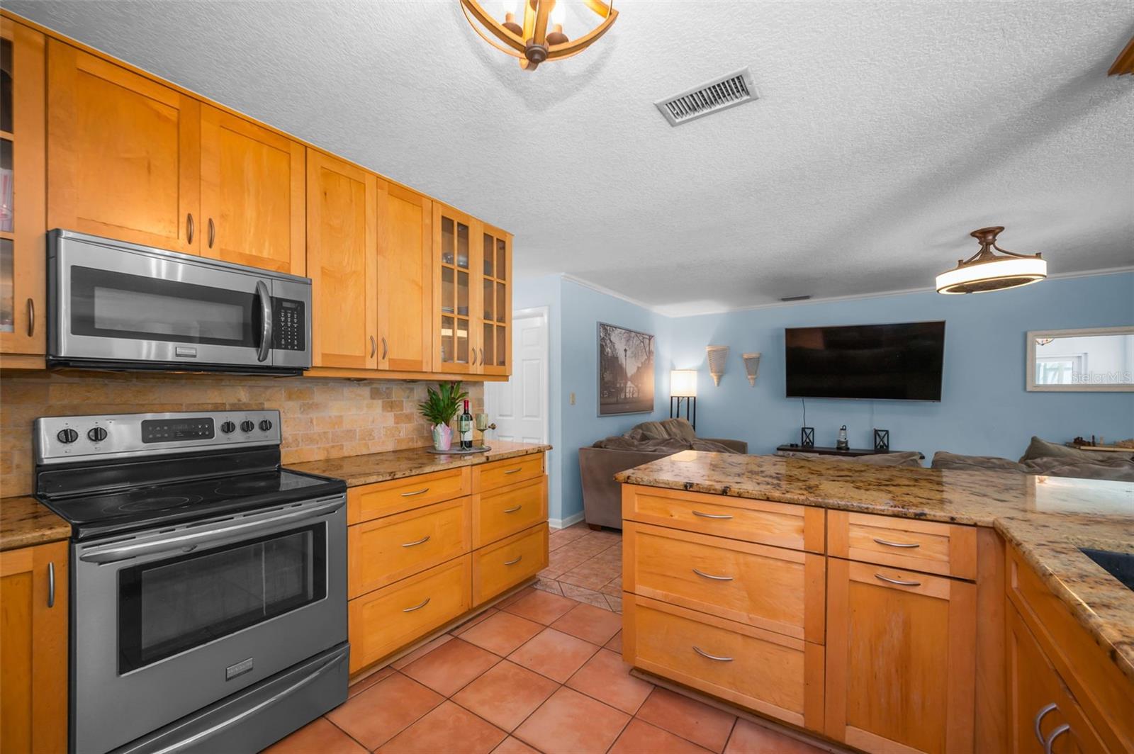WESTLAKE VILLAGE - Residential